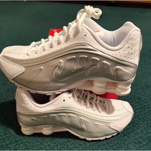 Nike White and Silver Athletic Shoes Nike Shox R4